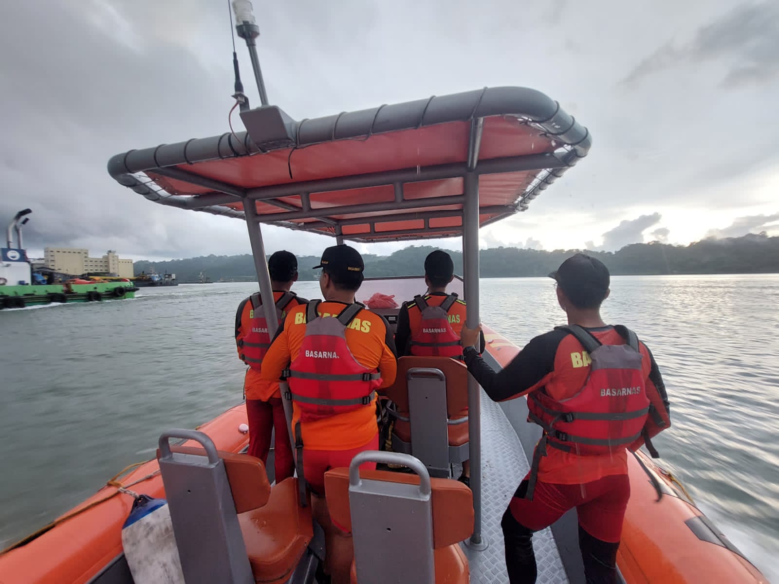 Kapal Nelayan Alami Mati Mesin di Widarapayung, Dua Nelayan Selamat 