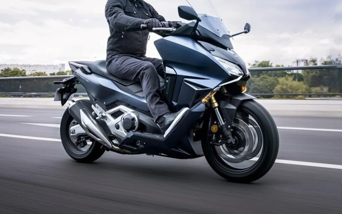 Cicilan Honda Forza 750 via FIF Group? Simak Simulasi & Tips Cerdas Kamu!