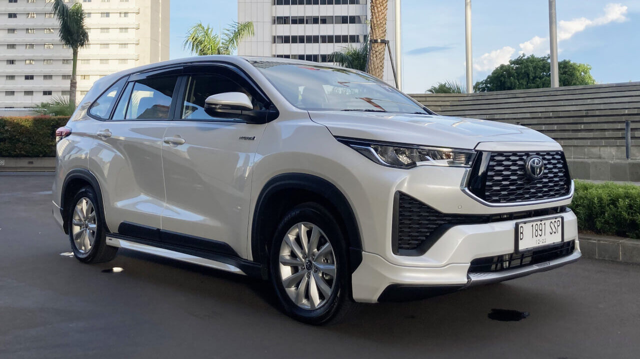 Innova Zenix Hybrid V, MPV Futuristik dengan Fitur Mewah dan Teknologi Self-Charging