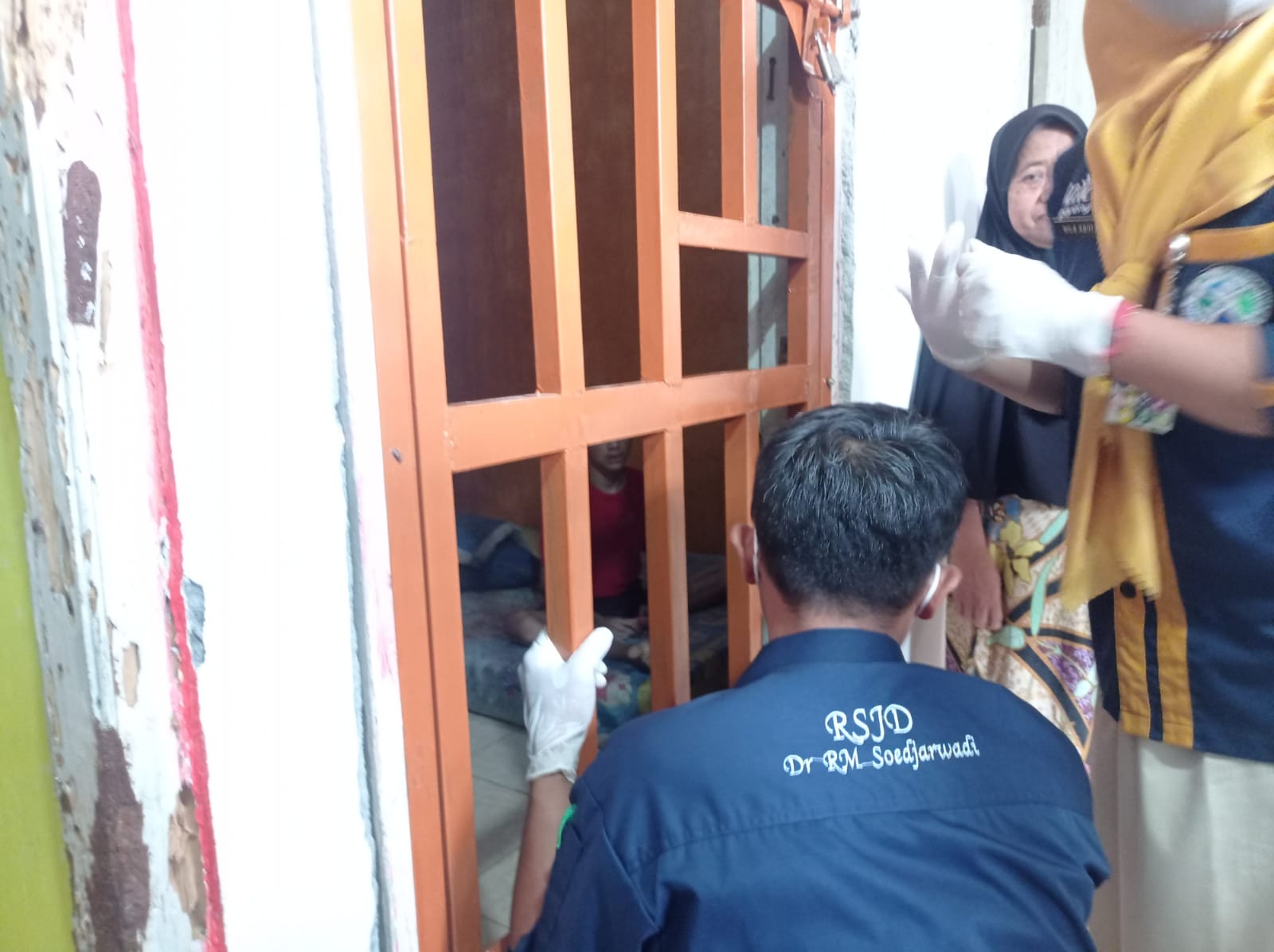 Remaja ODGJ yang Dipasung di Kelurahan Tanjung Purwokerto Dibebaskan