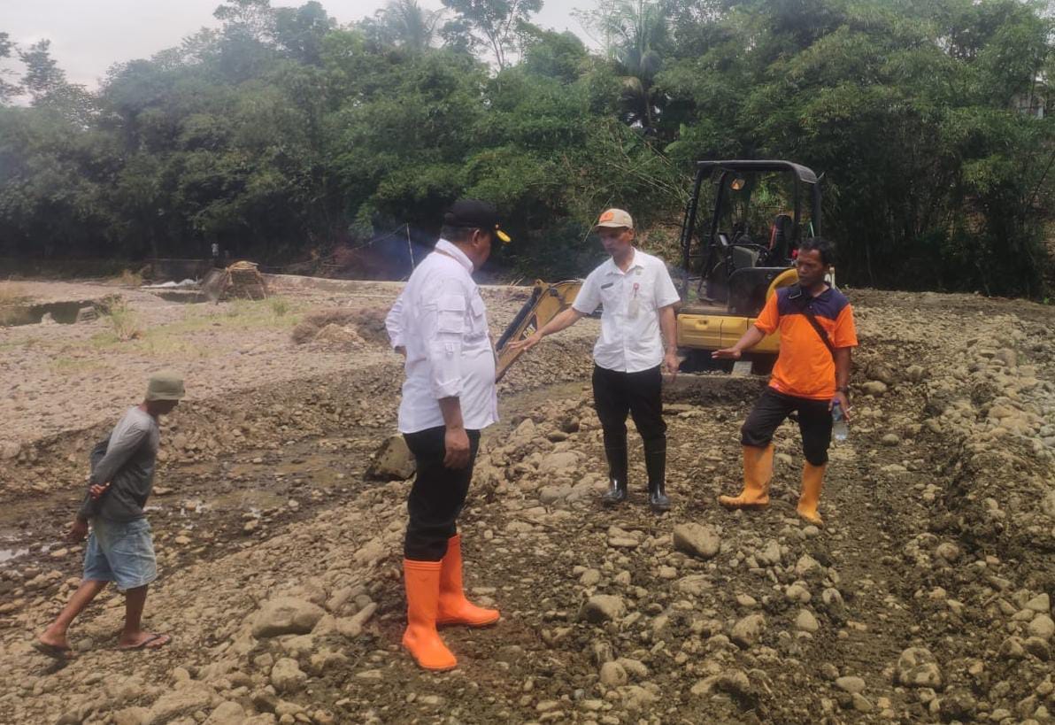 Normalisasi Sungai Kijing, Pemkab Purbalingga Turunkan Alat Berat