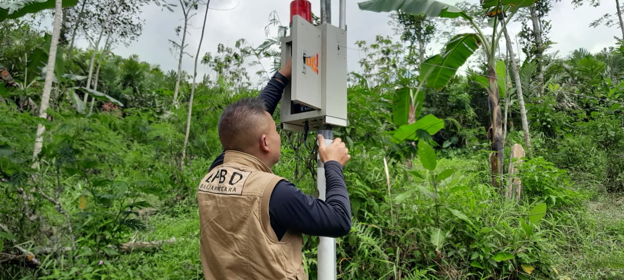BPBD Pasang Sistem Peringatan Dini Longsor di Kalibombong