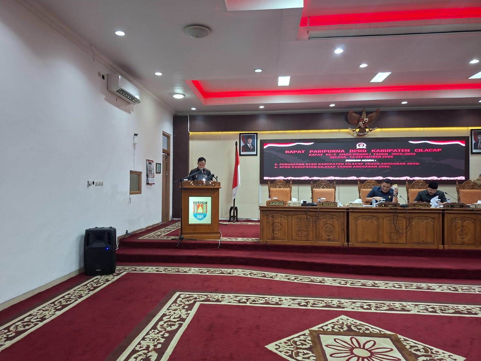 DPRD dan Pemkab Cilacap Genjot Empat Raperda di Tengah Kondisi Gedung Rusak