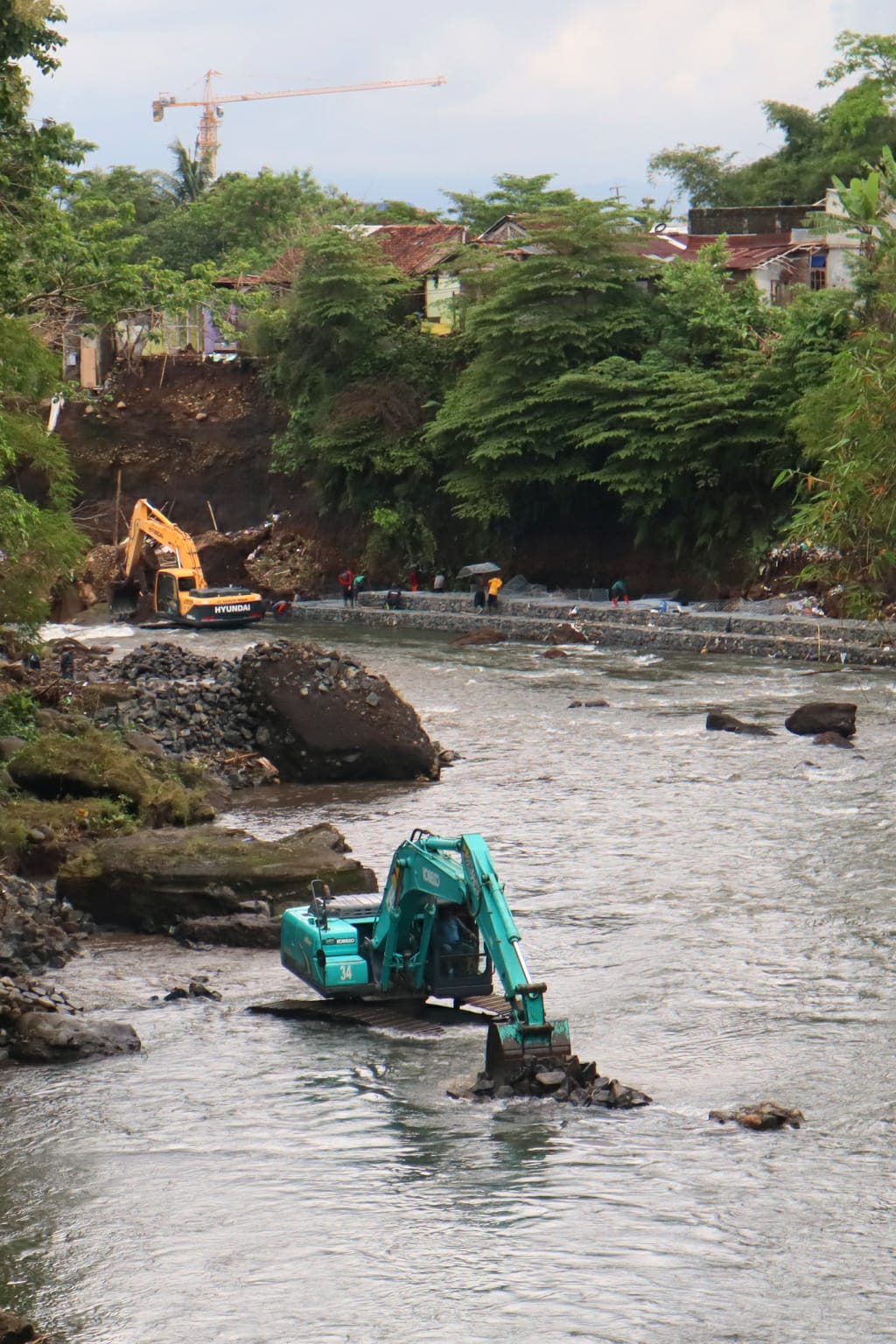 Sungai Kali Pelus Arcawinangun Purwokerto di Normalisasi Pasca Bencana