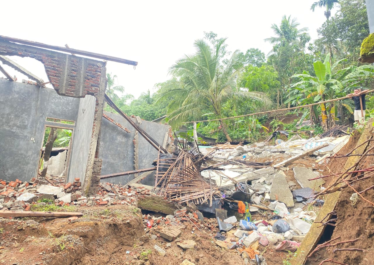 Relokasi Warga Terdampak Tanah Gerak Maribaya Tunggu Kajian Geologi