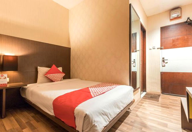 Pilihan Hotel Rating Bintang 4, Harga 100 Ribuan Saja !