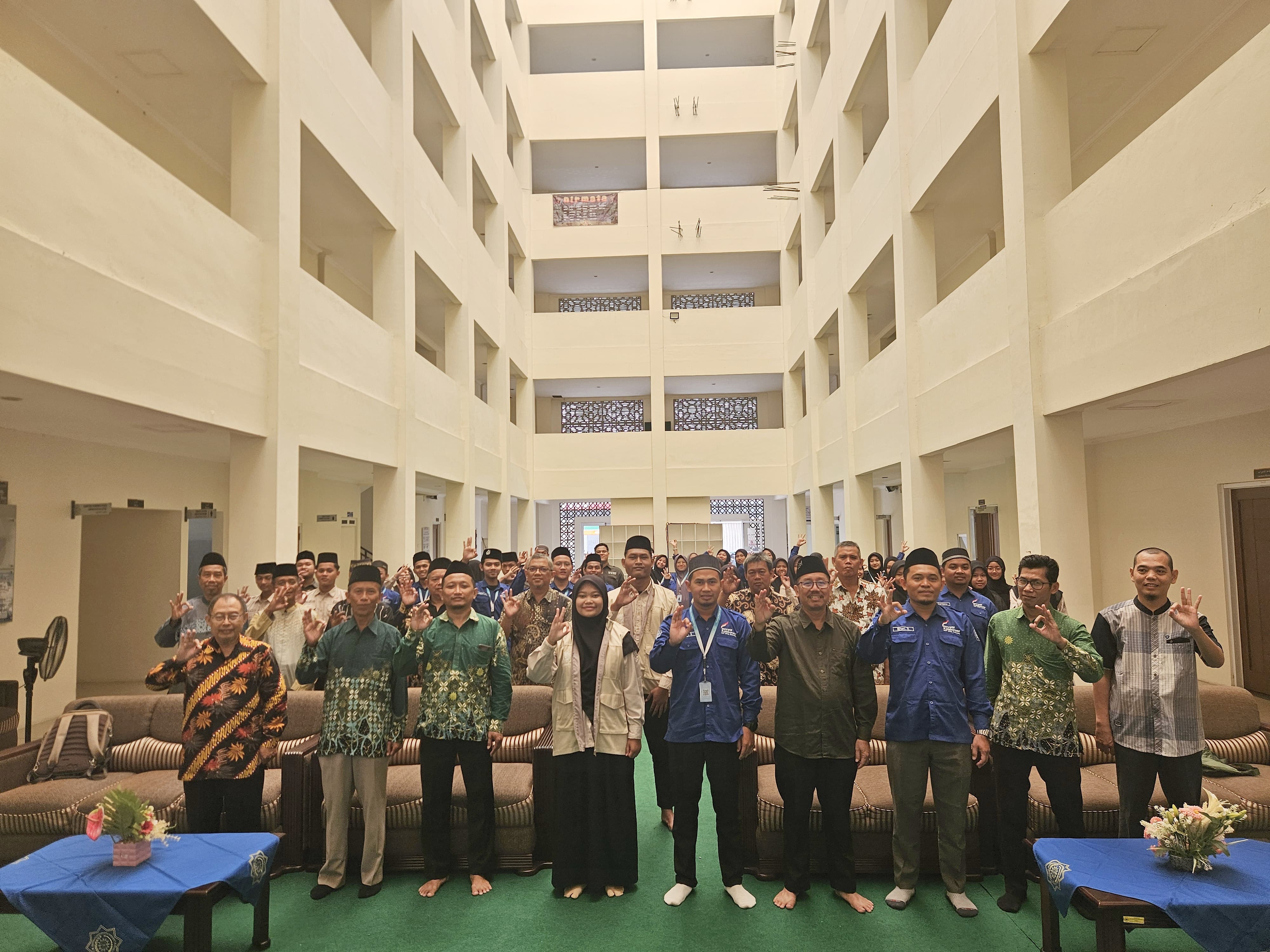 Perkuat Cabang dan Ranting, Asrama Unggulan UMP Resmi Lepas 54 Mubaligh-Mubalighot Dakwah Ramadhan