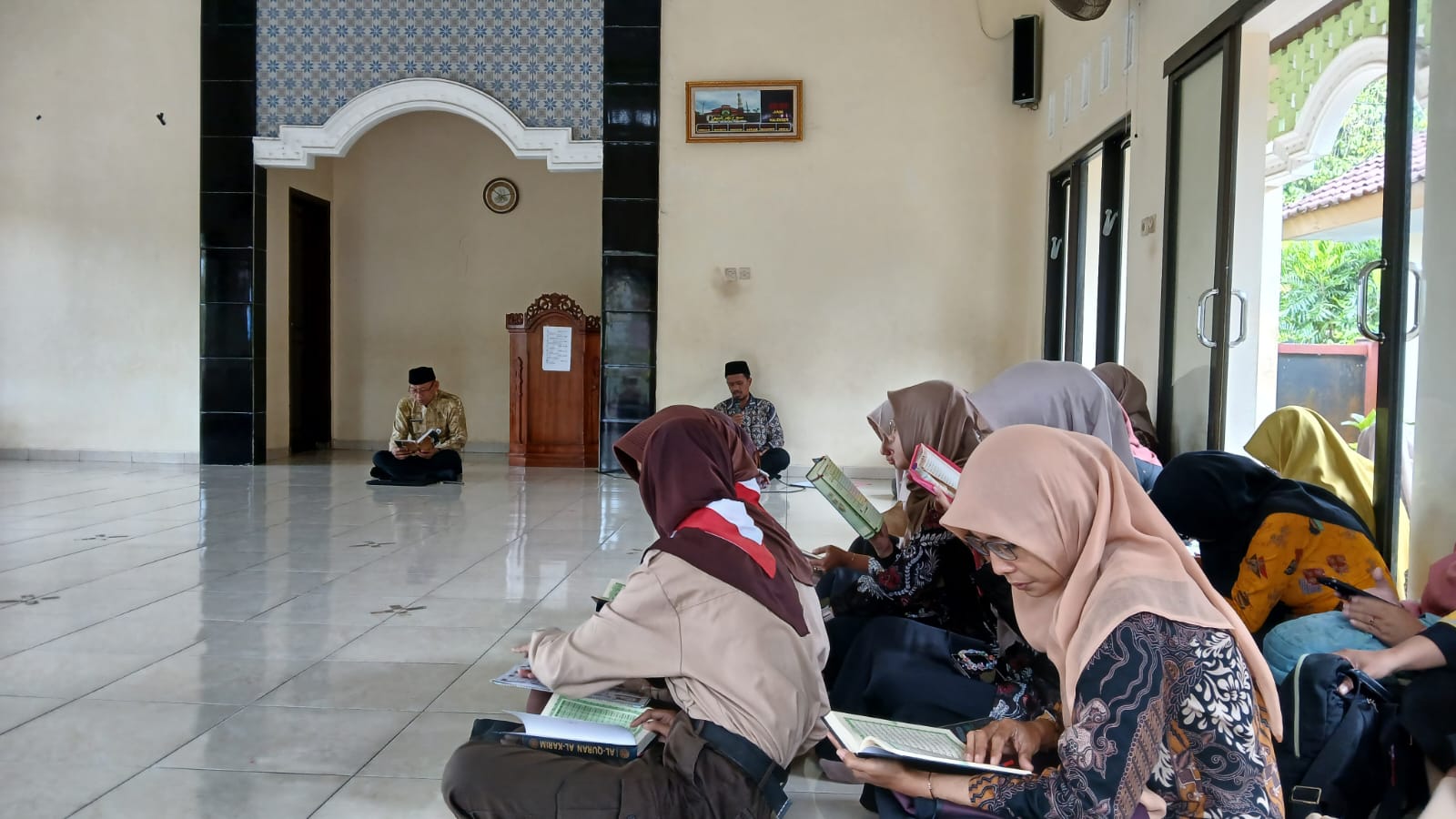 66 Guru dan Siswa Korwilcam Dindikbud Padamara Khatamkan 30 Juz Saat Tadarus Ramadan