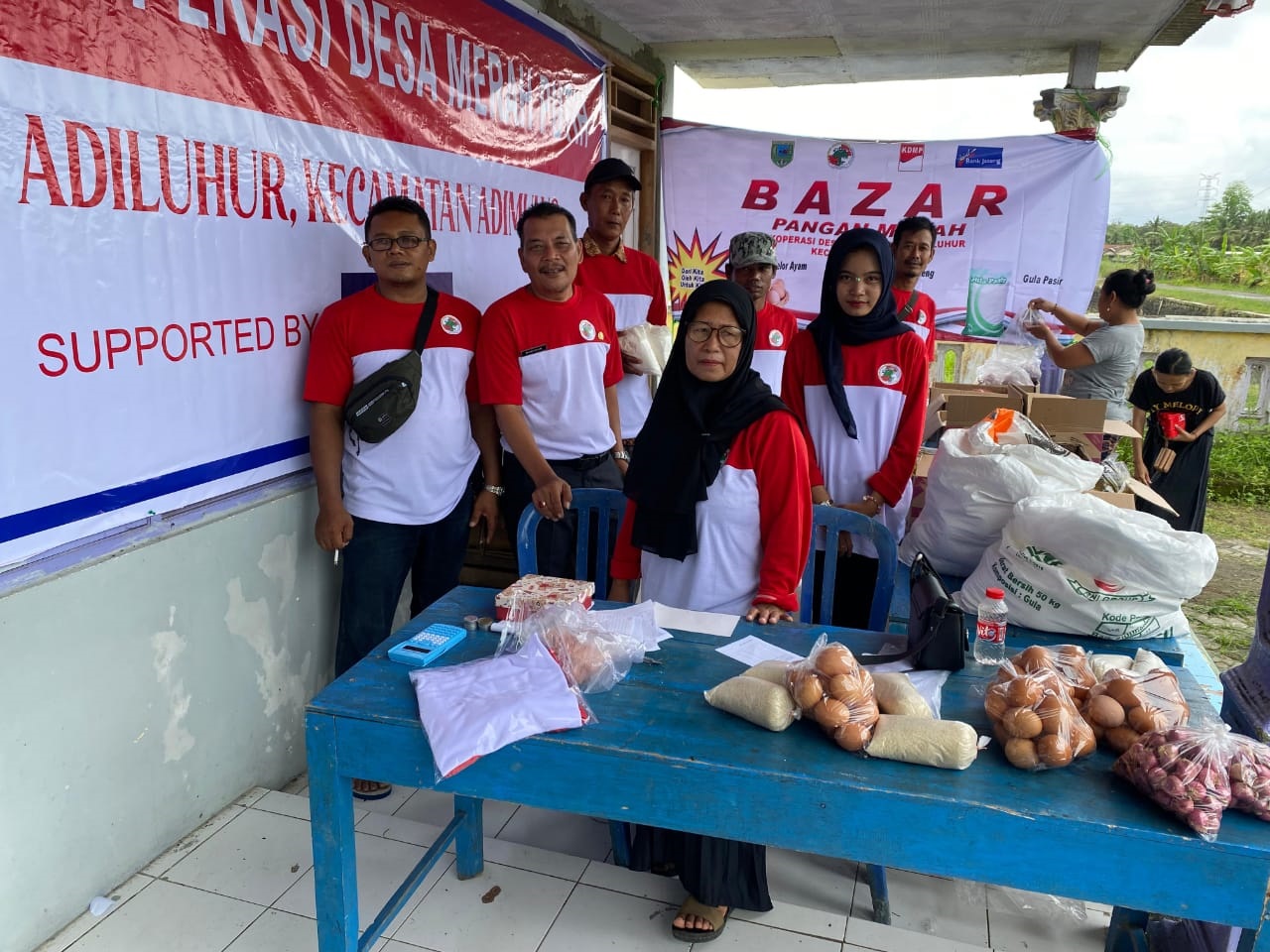 KDMP Adiluhur Gelar Bazar Sembako Murah