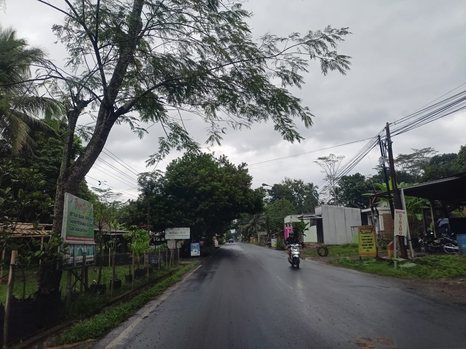 Garis Marka Jalan di Beberapa Ruas Jalan Purbalingga Mulai Pudar, Ini Anggaran Yang Dibutuhkan