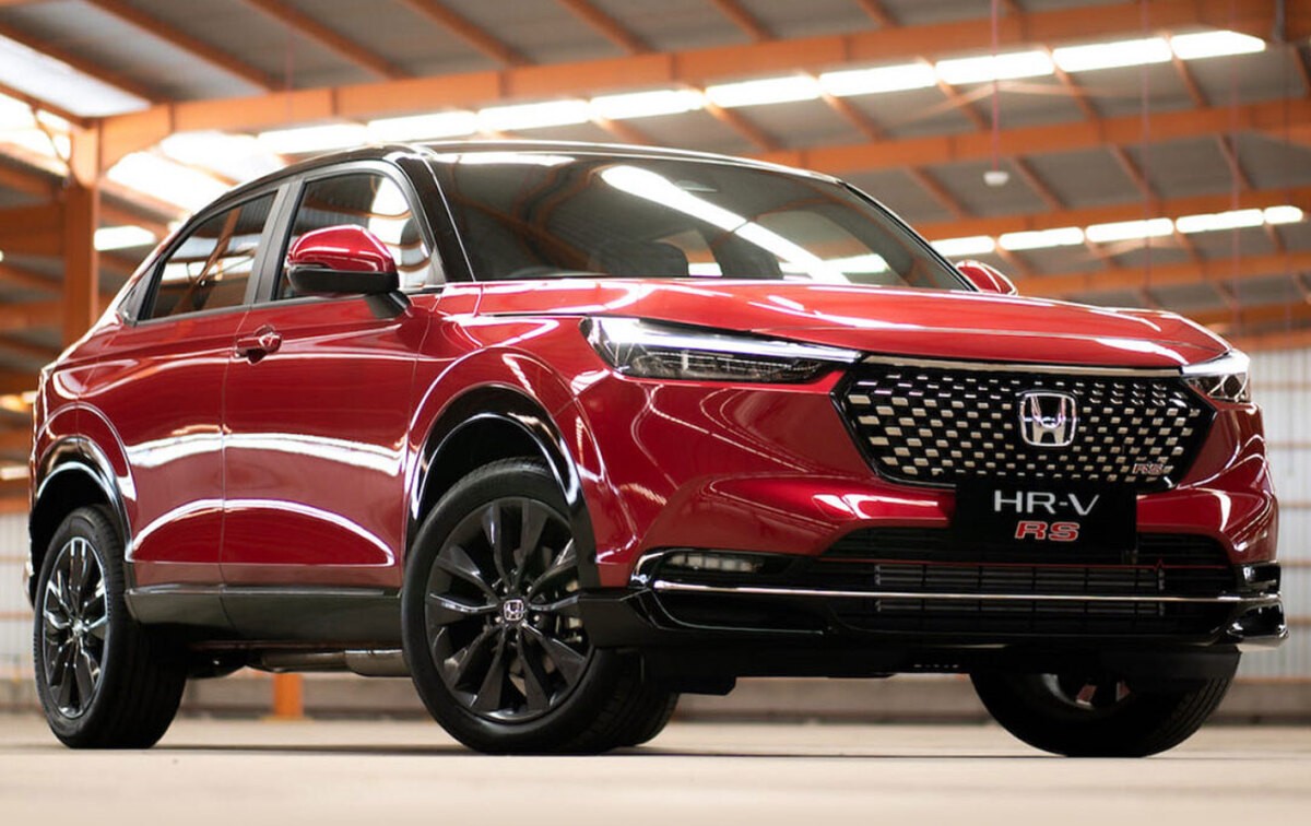 Bikin Penasaran! Ini Plus dan Minus Mobil Honda HR V yang Harus Kamu Tahu