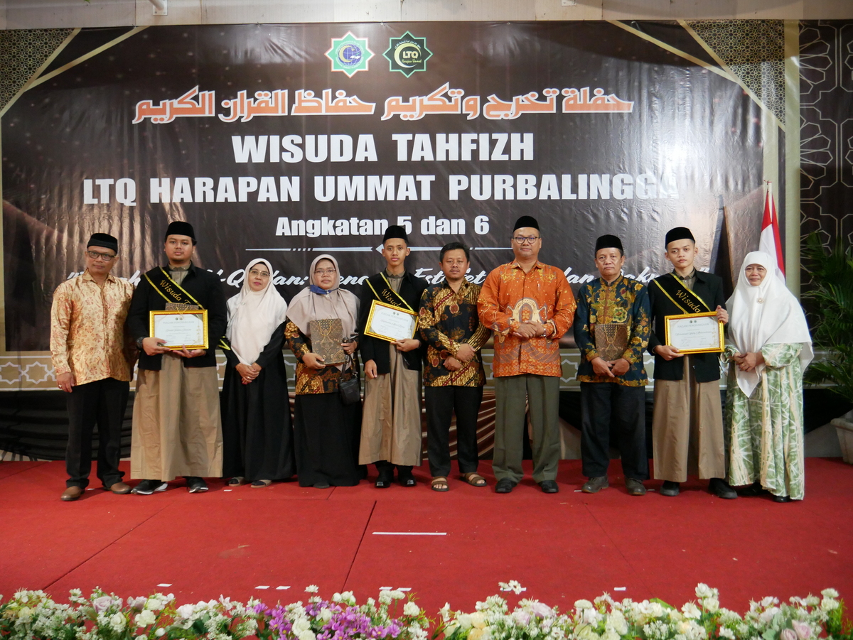 LTQ Harapan Ummat Purbalingga Wisuda 34 Mahasantri