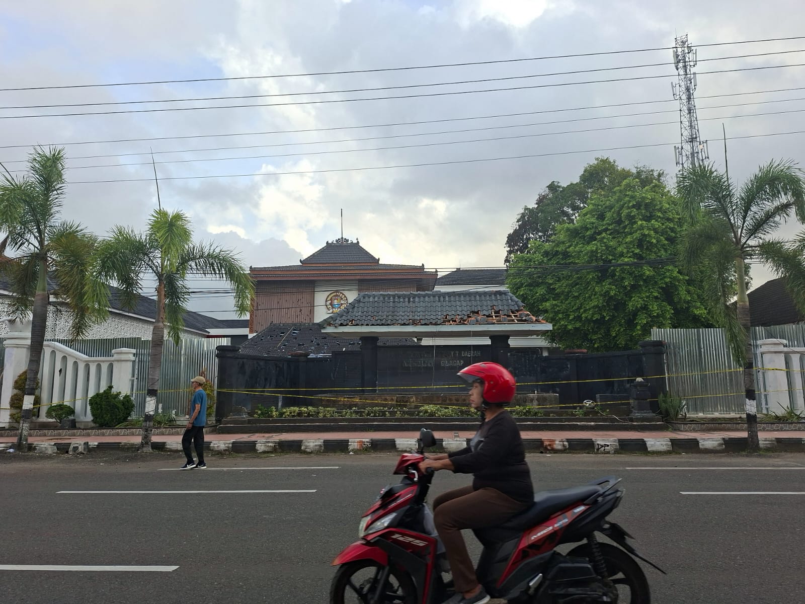 Pemkab Cilacap Gerak Cepat Tangani Kerusakan Gedung DPRD dengan APBD