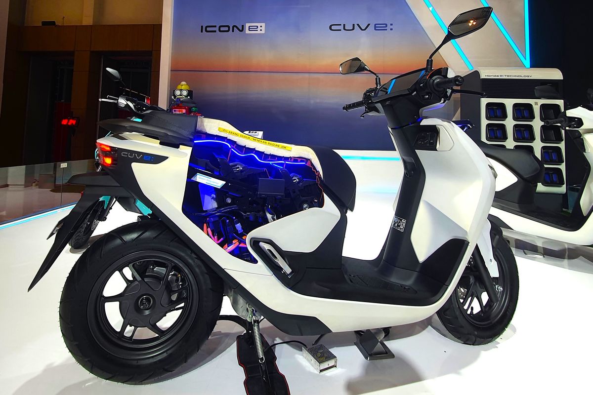 Honda CUV e: Inovasi Motor Listrik Perkotaan yang Siap Menggebrak Japan Mobility Show 2025