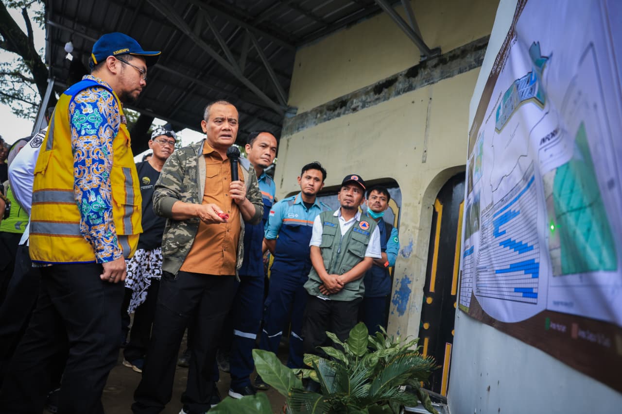 Ahmad Luthfi Tinjau Huntara Korban Tanah Gerak Tegal, Siap Dihuni Sebelum Lebaran