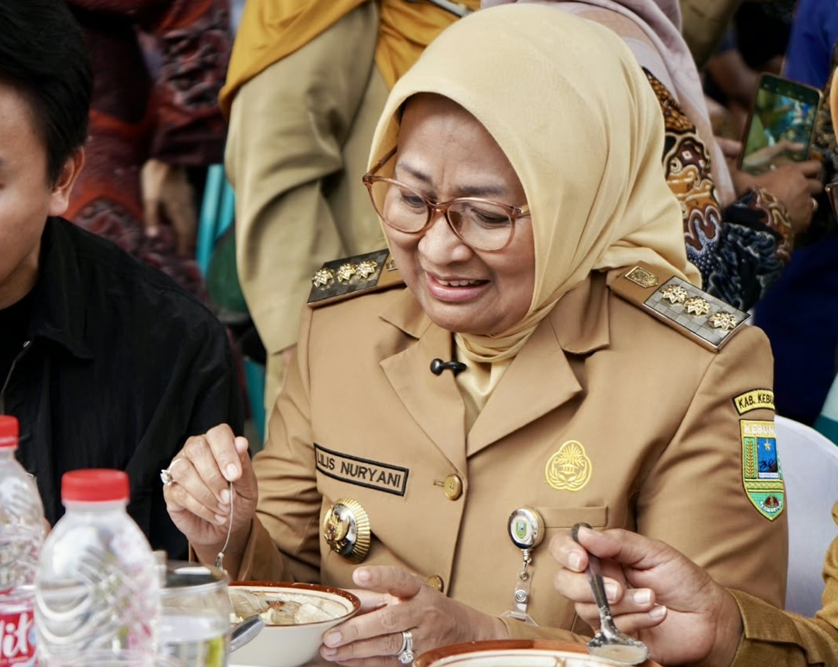 1.000 Porsi Soto Tamanwinangun Dibagikan Gratis