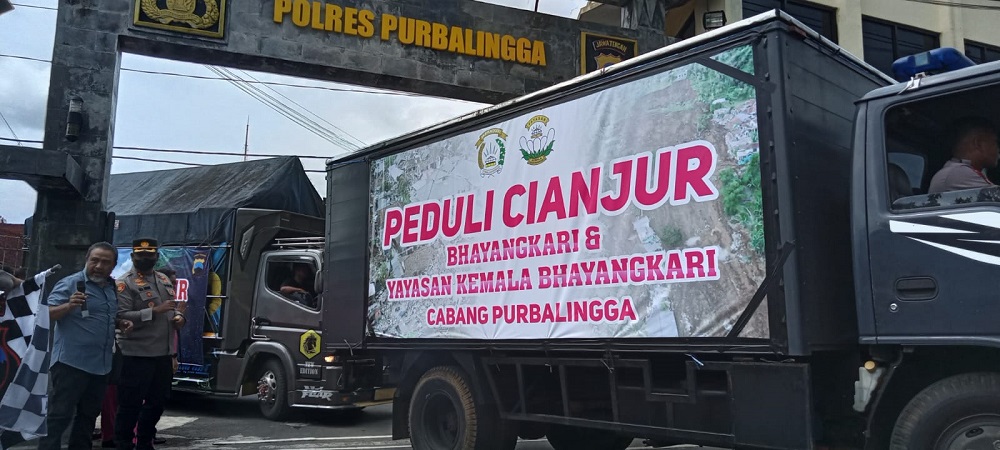 Polres Purbalingga dan Wartawan Kirim Bantuan untuk Korban Gempa Bumi di Cianjur