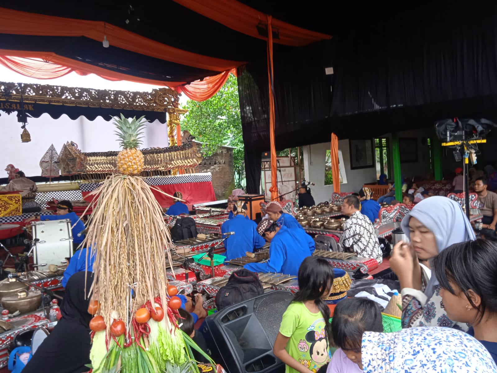 Swadaya Masyarakat, Sedekah Bumi Desa Brecek Meriah