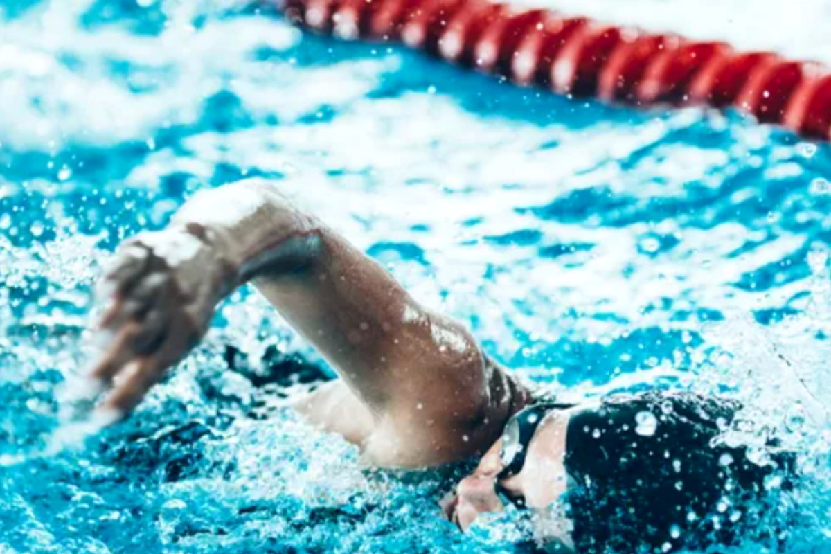 Cara Efektif Menurunkan Berat Badan dengan Olahraga Berenang