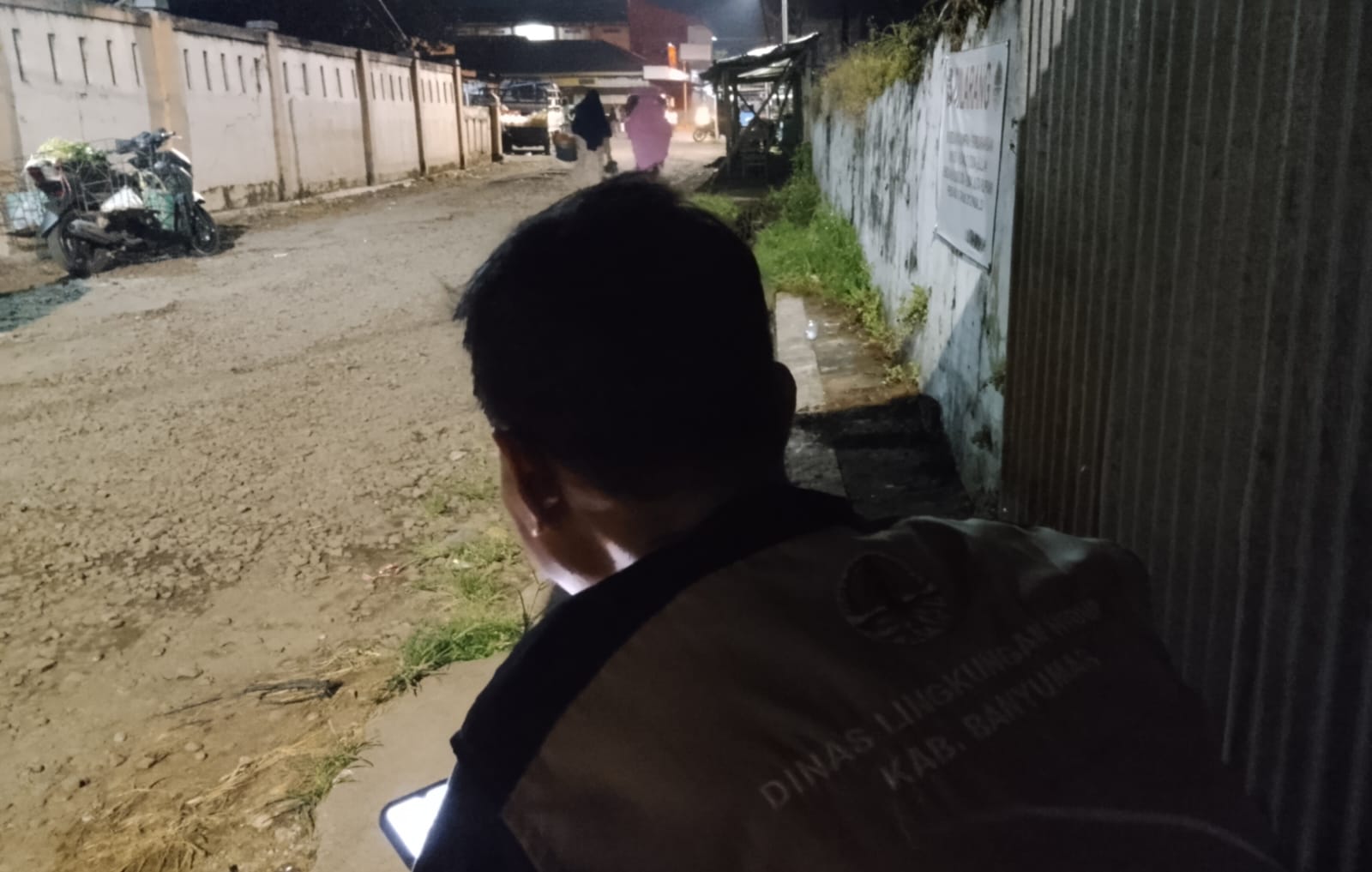 Sampah Liar Pasar Sumpiuh Banyumas Turun, CCTV dan Ronda Efektif