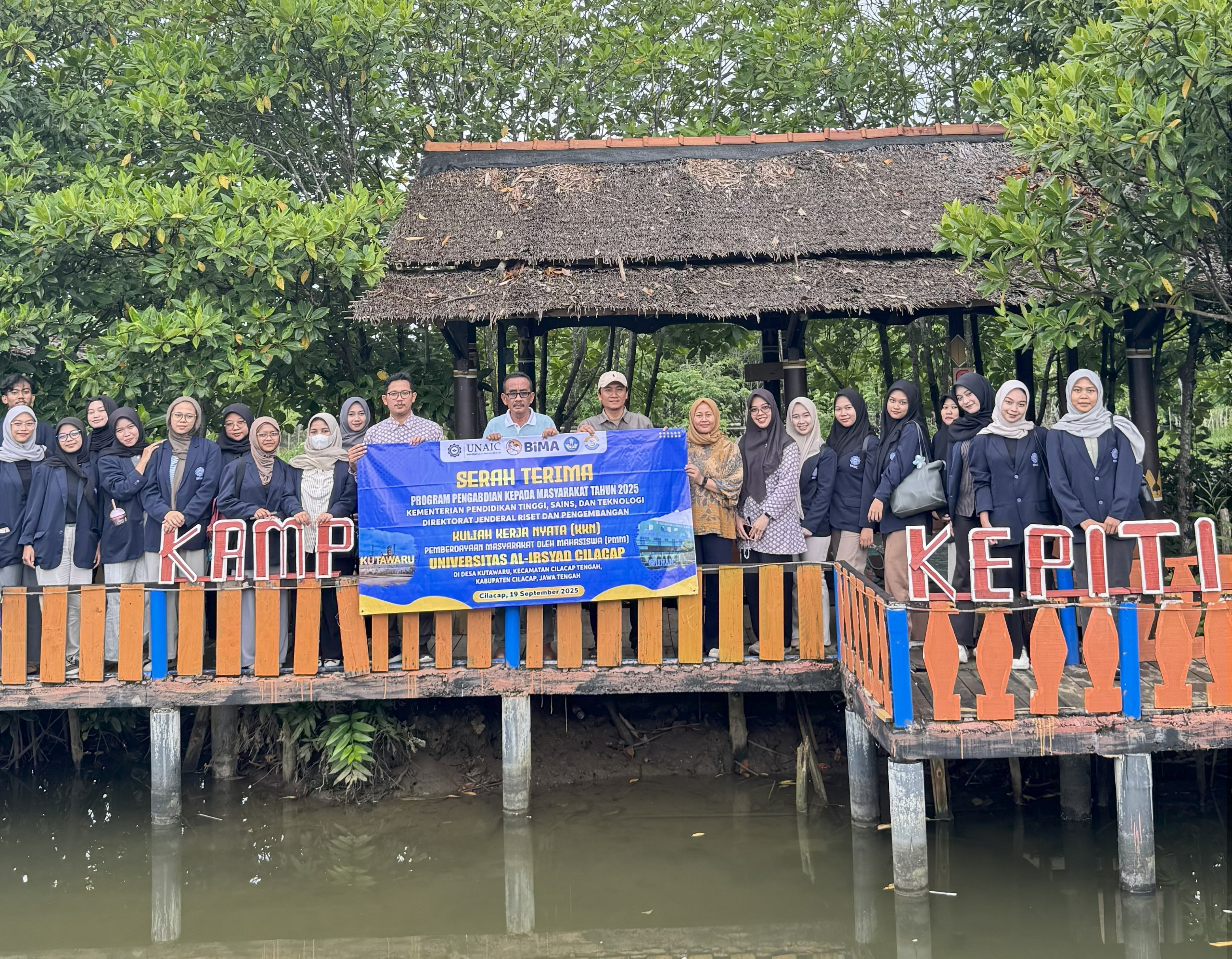 Kolaborasi Dosen dan Mahasiswa Ubah Limbah Kepiting Jadi Kaldu Bergizi, Dukung Program MBG Nasional