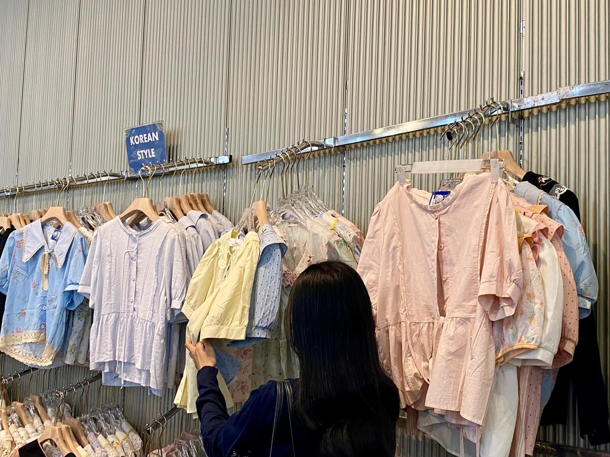 Fashion Icon Permudah Pencinta Korean Style untuk Temukan Outfit