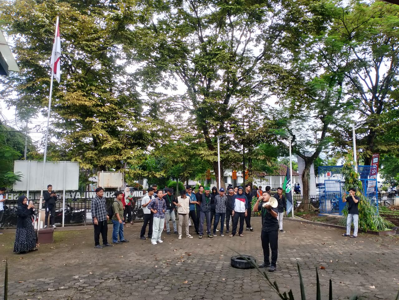 Mahasiswa Serukan Banyumas Darurat Lingkungan, HMI Gelar Mimbar Bebas Soal Tambang