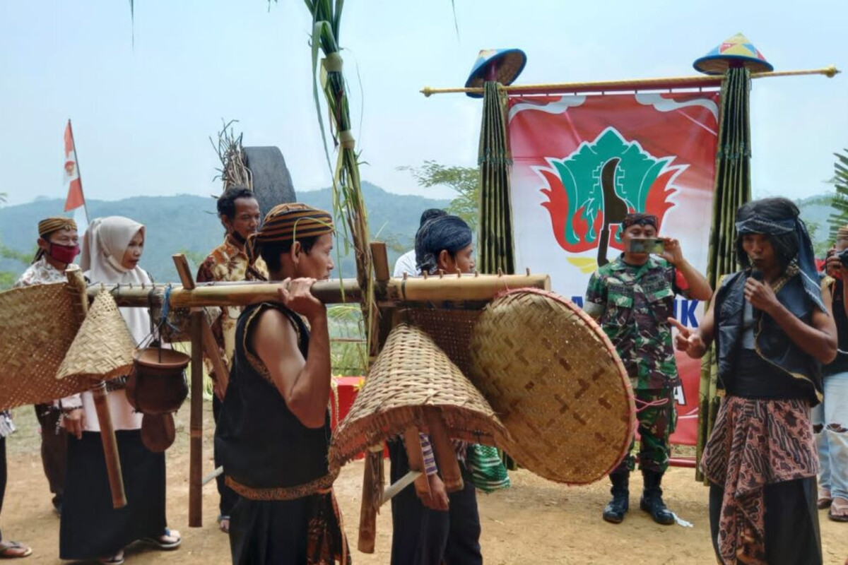 Pesona Kesenian Begalan Khas Banyumas