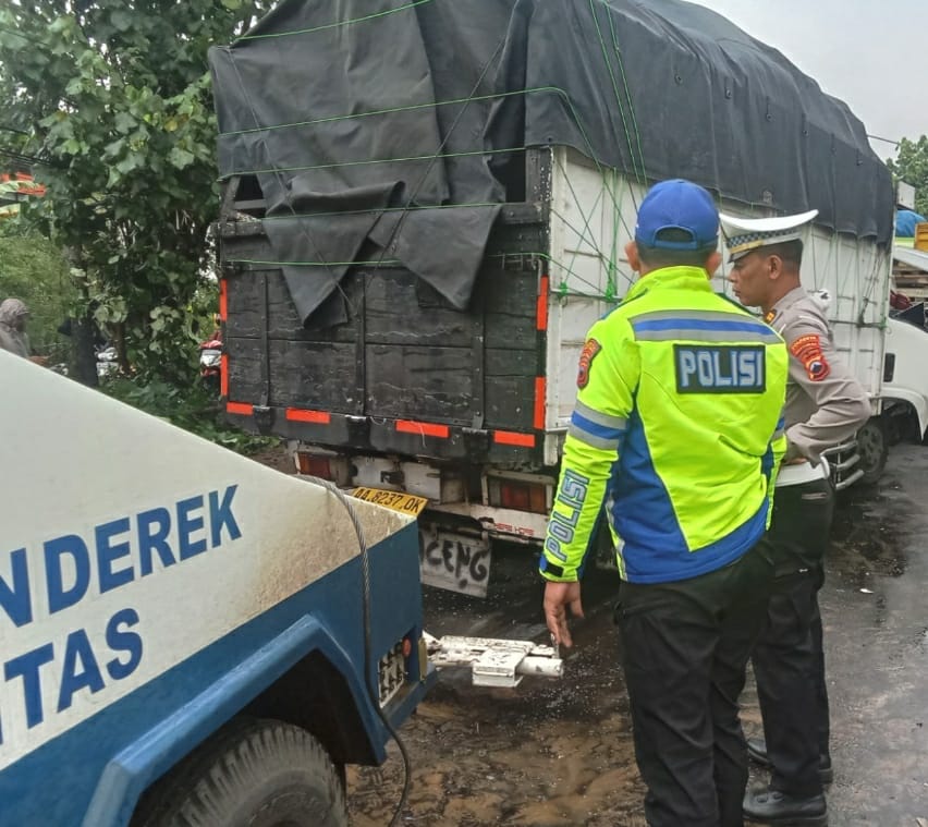 Kecelakaan Beruntun di Jalan Raya Jatilawang-Rawalo, Dua Orang Meninggal di Tempat