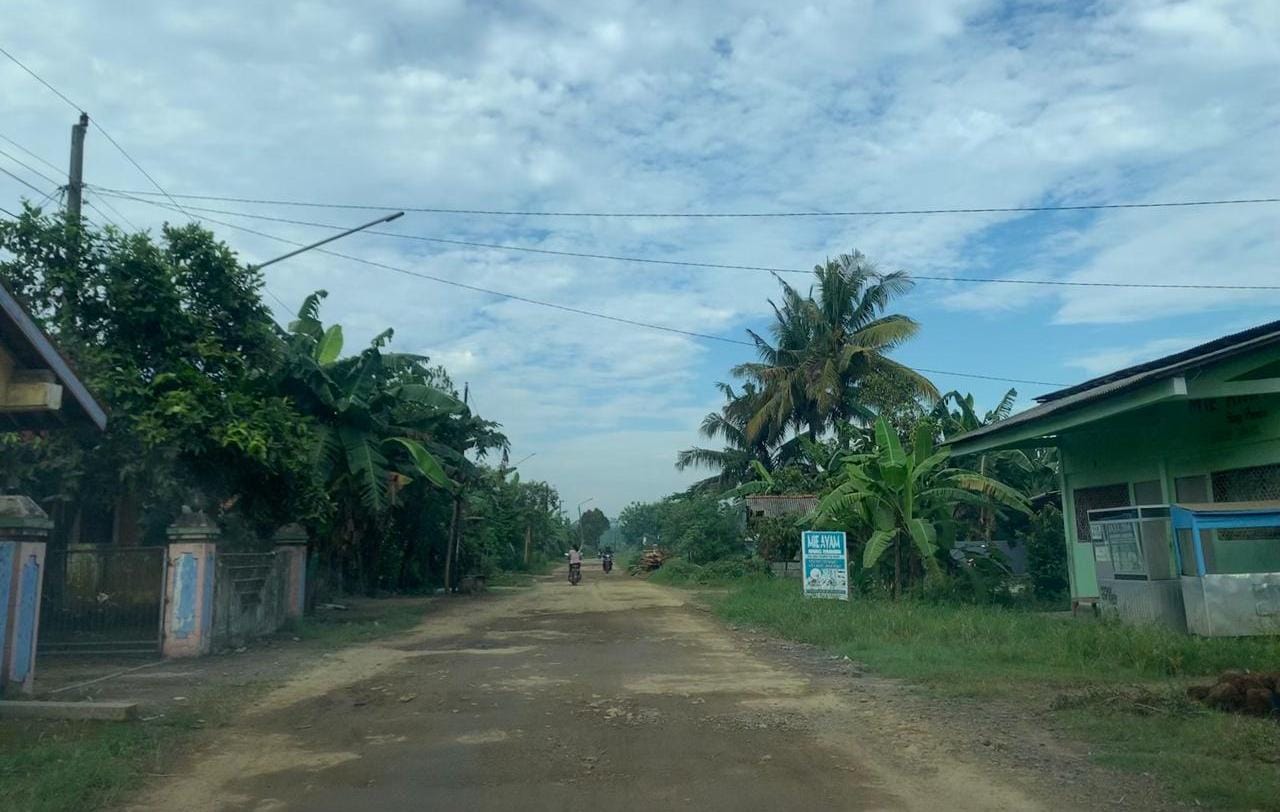 Jalan Kabupaten di Cilacap Masih Banyak yang Rusak