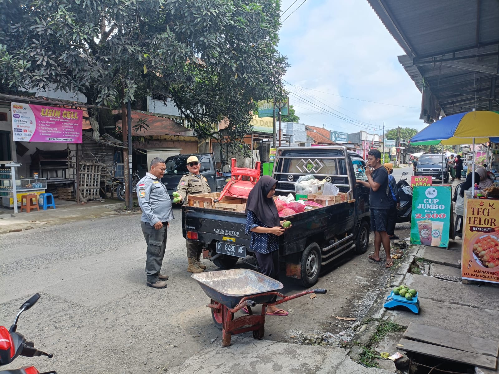 Reklame Liar dan Masalah Sosial Masih Bayangi Perbatasan, Satpol PP Cilacap Ambil Langkah Tegas