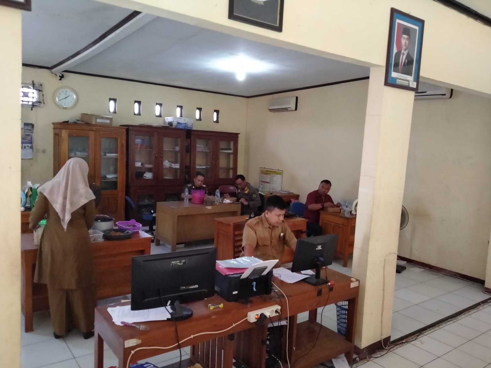 Pemkab Banyumas Pastikan Pelayanan Desa Klapagading Kulon Berjalan