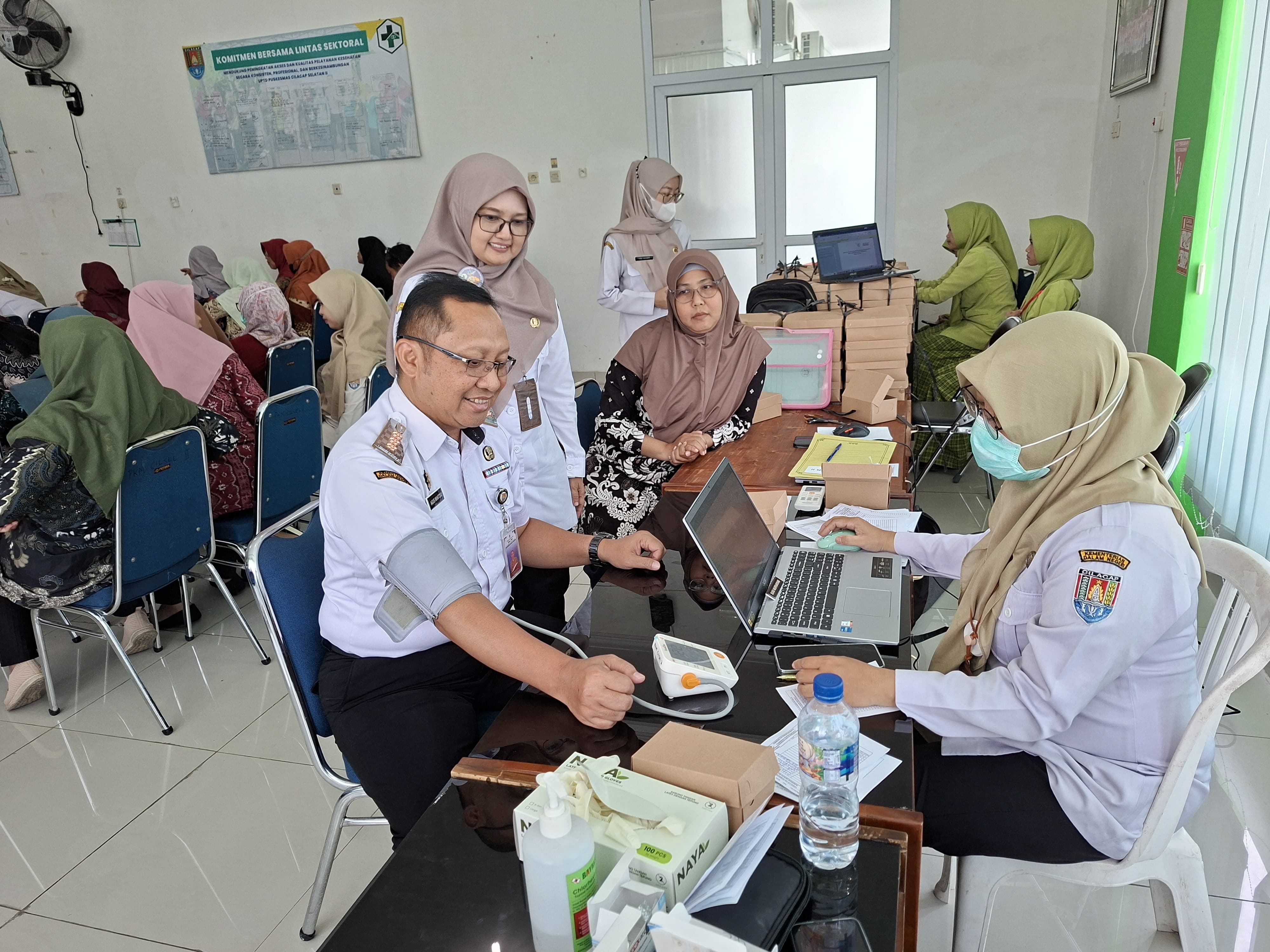 10.667 Warga Cilacap Selatan Manfaatkan Cek Kesehatan Gratis