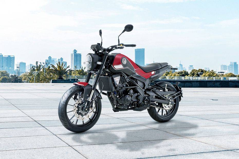 Mau Motor Cruiser Murah dan Stylish 2025? Kenalan Sama Benelli Leoncino 250 Yuk! 