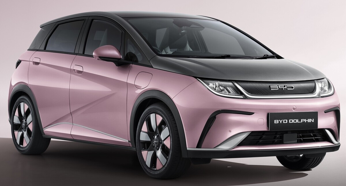 Mau Mobil Listrik Keren dengan Performa Memukau? BYD Dolphin Dibanderol Mulai Rp 300 Jutaan