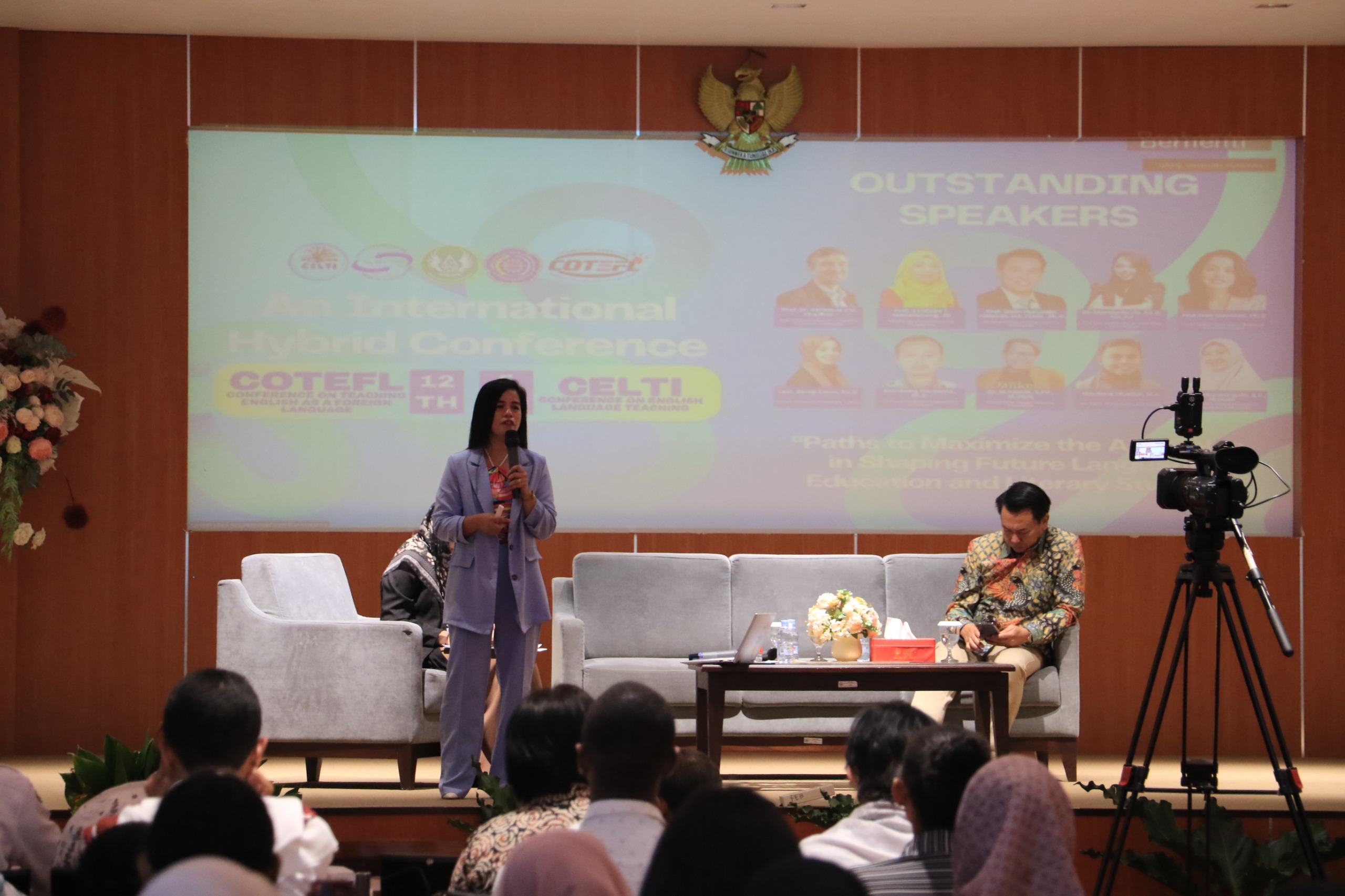 FIBK UMP Sukses Gelar COTEFL-12