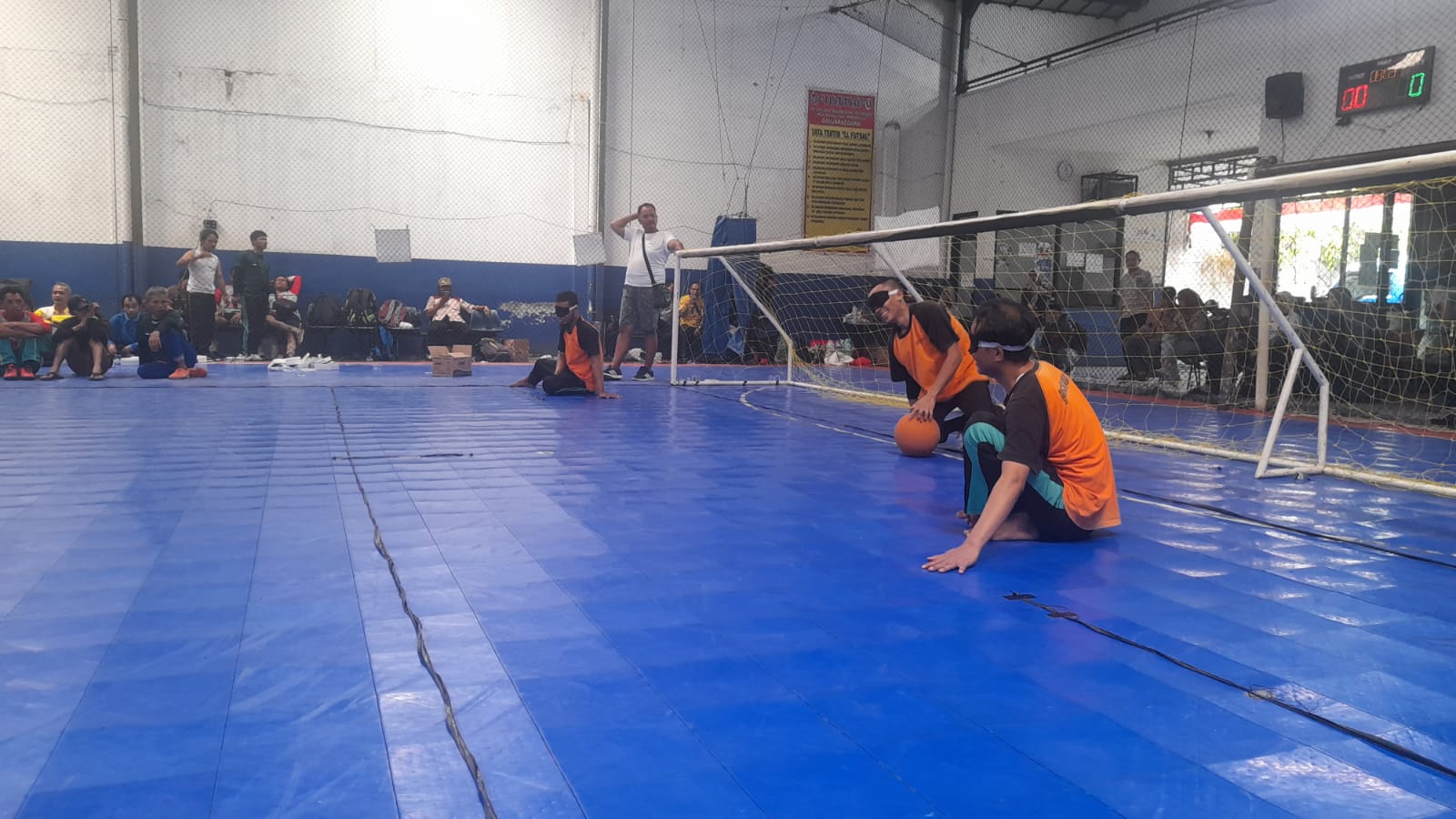 Saat Para Penyandang Tuna Netra bermain Futsal di Turnamen Goal Ball di Banjarnegara