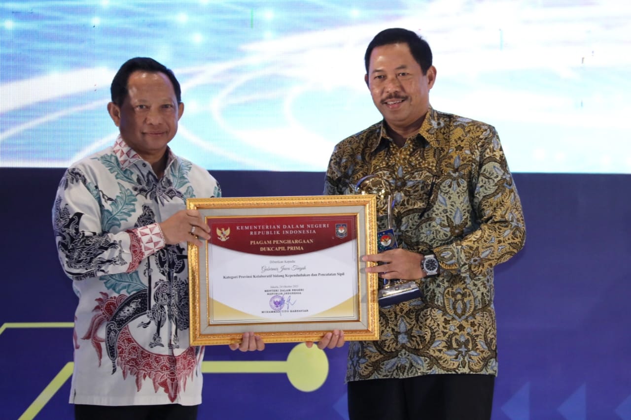 Jateng Sabet Dukcapil Prima Award Kategori Kolaboratif