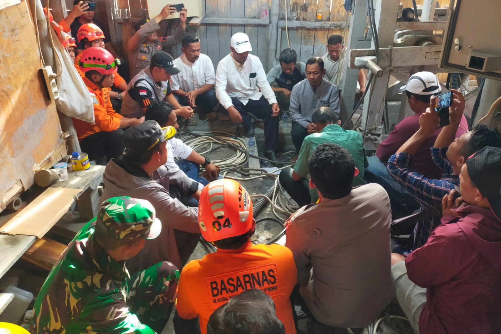 Soal Evakuasi Penambang Terjebak di Ajibarang, Keluarga Penambang Pasrah dan Ikhlas