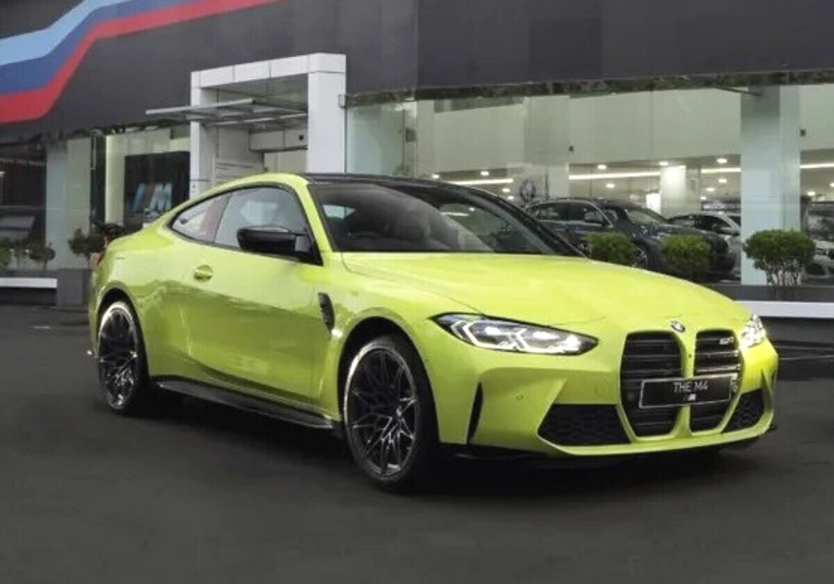 Simak Keunggulan dan Kekurangan BMW M4 Coupe, Mobil Sport Mewah Idaman Kalangan Muda!