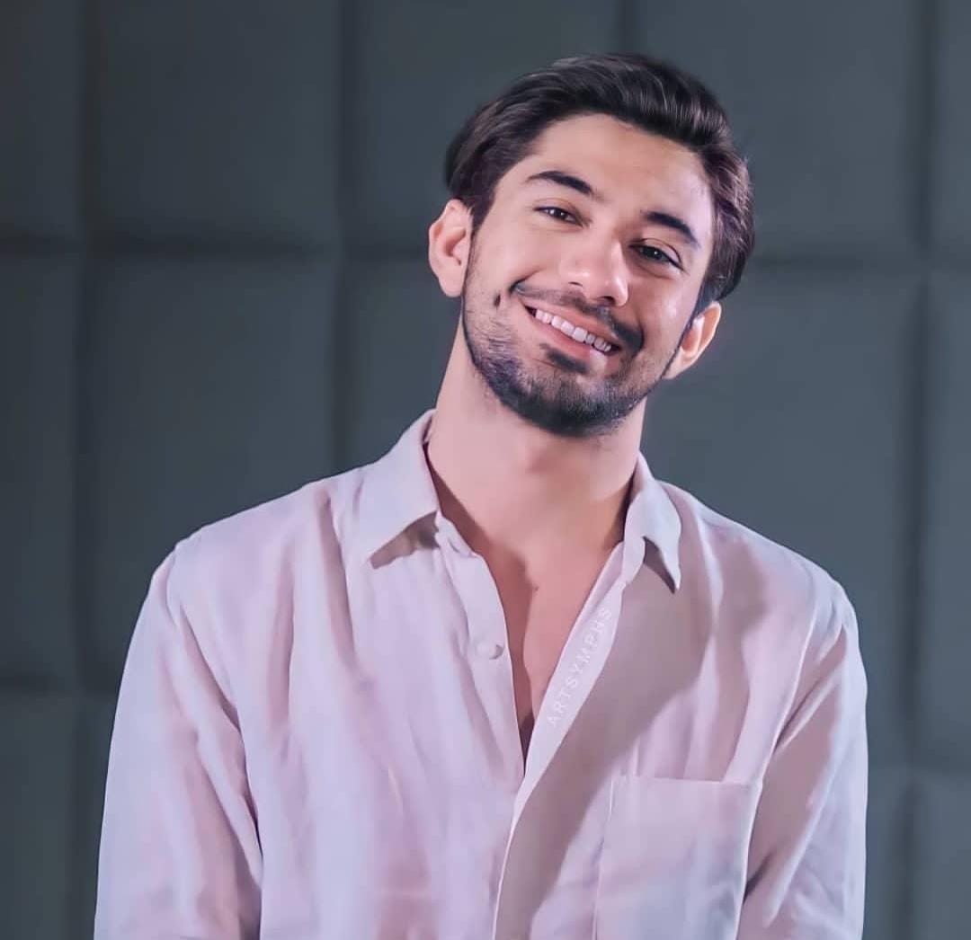 Pertunjukan Teater ‘Setelah Lewat Djam Malam’, Reza Rahadian Bangga Meski Mengaku Kesulitan