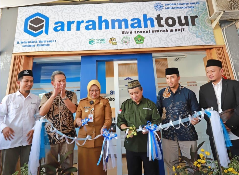 Bupati Launching Biro Umrah Arrahmah Tour