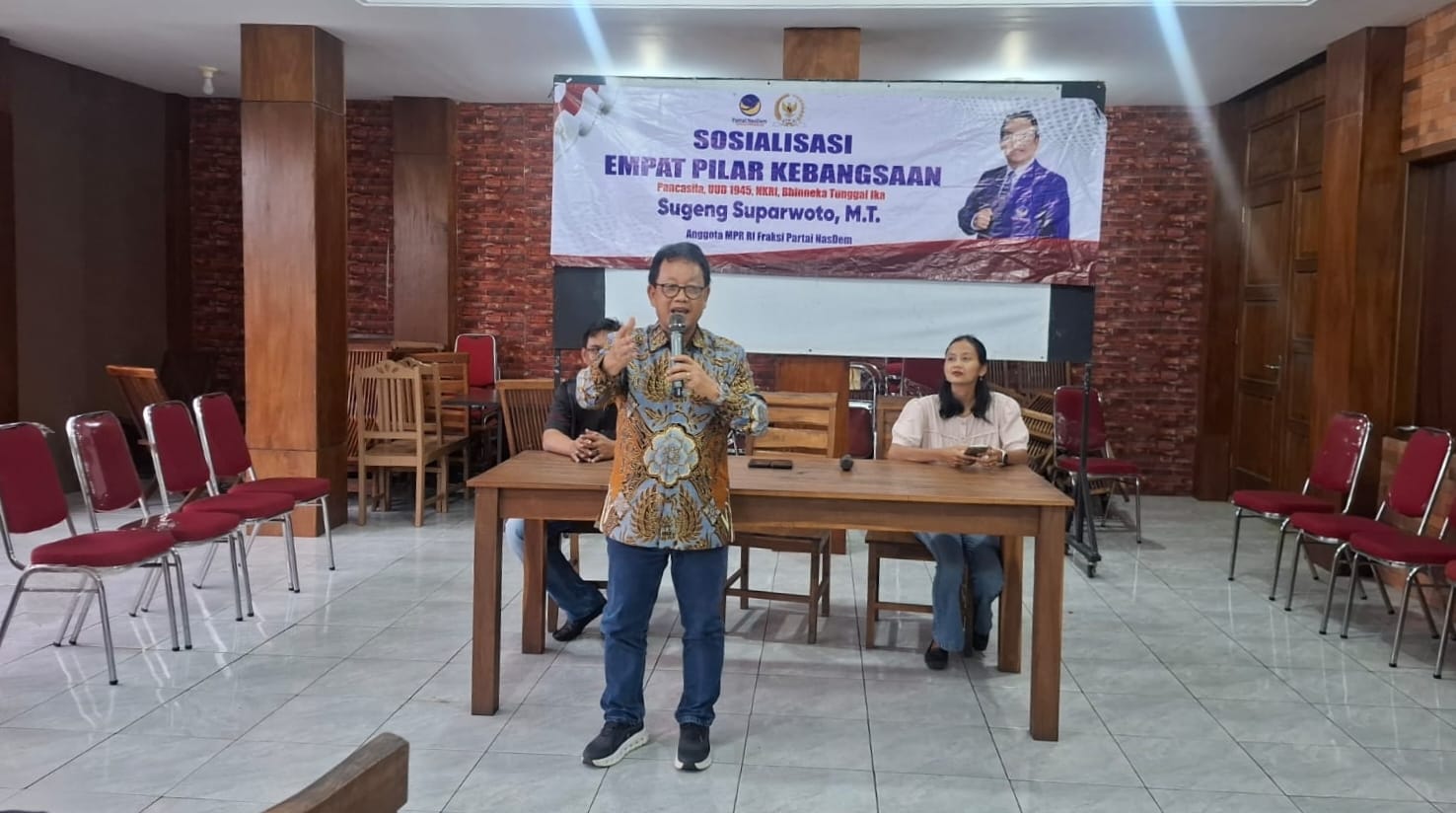 Sugeng Suparwoto: Ideologi Bukan Sekadar Jargon