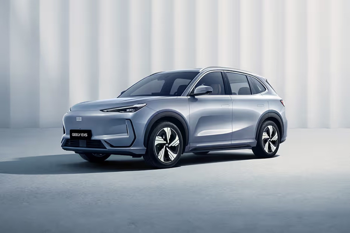 Geely EX5 2025 : SUV Listrik Mewah Harga Rp400 Jutaan, Benarkah Setara dengan Mobil Listrik Premium?  