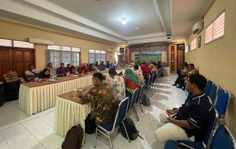 Akhir Oktober, Realisasi Penyaluran Pupuk Bersubsidi di Cilacap Masih Rendah, Stok di Kios Pengencer Menumpuk 