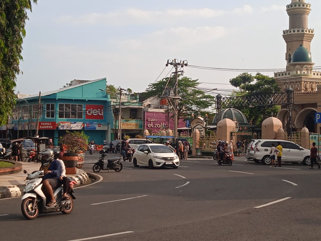 Sabtu dan Minggu PKL Alun-Alun dan Piere Tendean Masih Diberi Kelonggaran