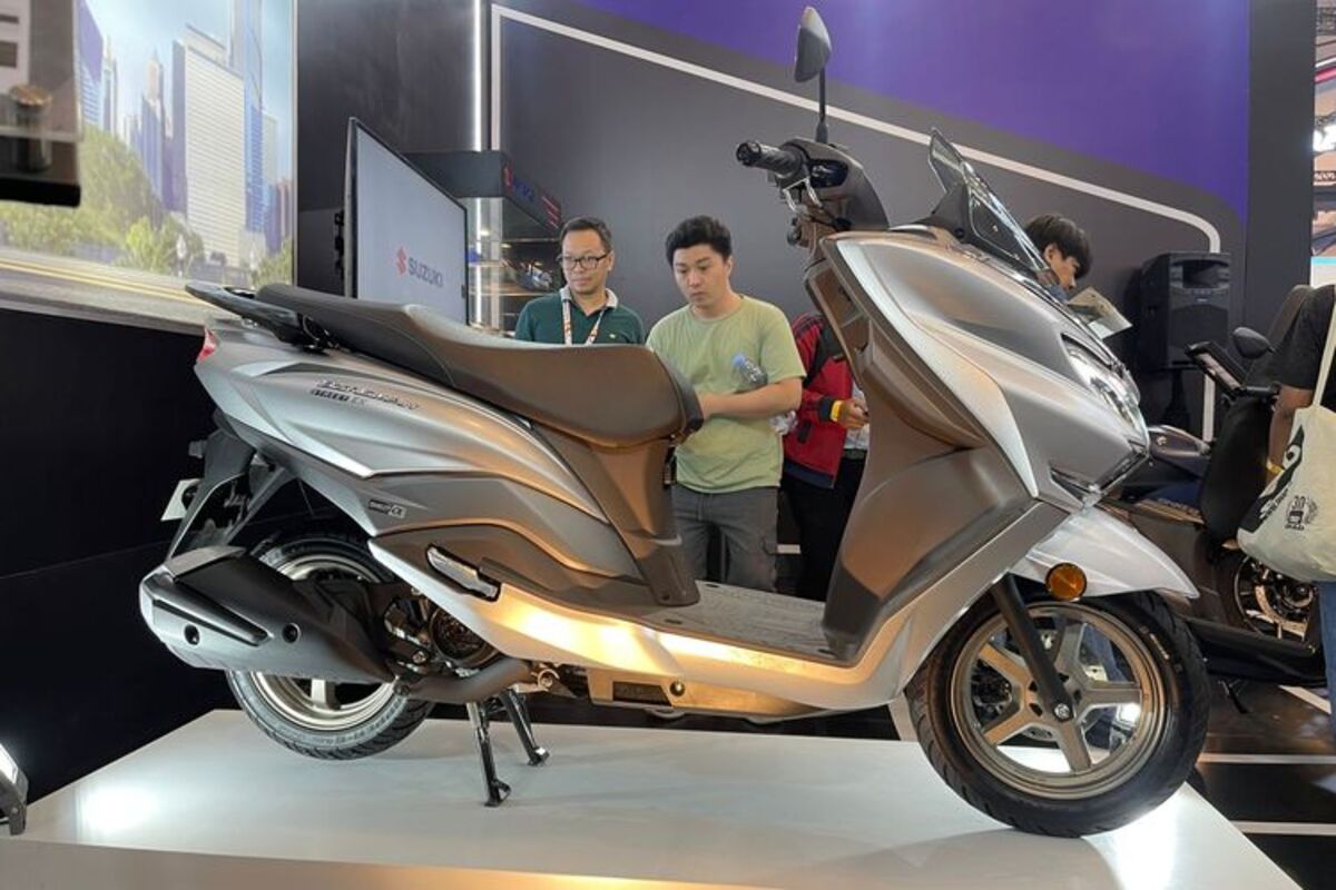 Elegan dan Irit! Suzuki Burgman Street 125 EX Chore Edition Siap Jadi Skuter Premium Idaman