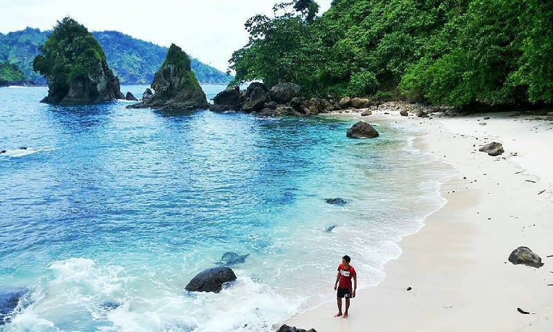 5 Destinasi Wisata Menawan di Kebumen, Jawa Tengah: Pantainya Nggak Kalah Sama Bali!