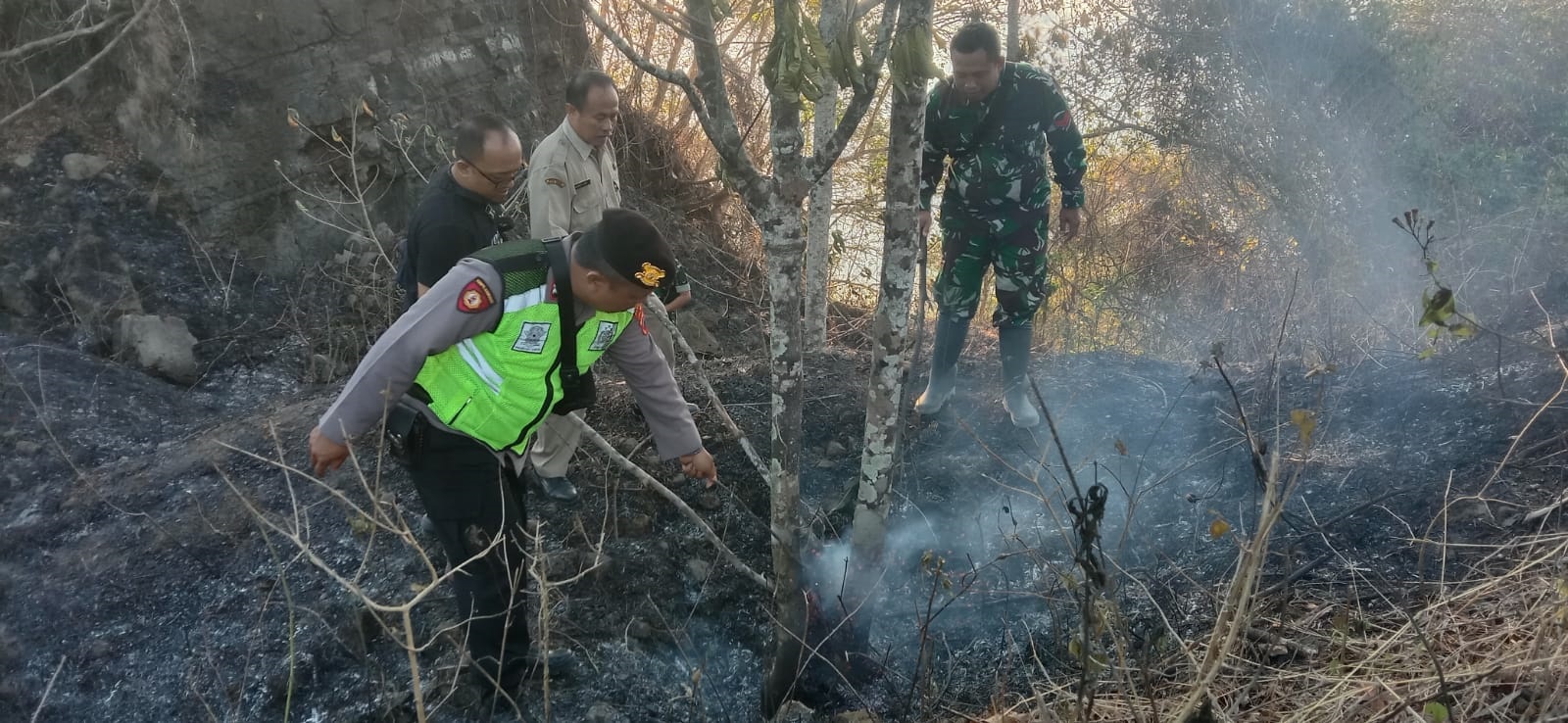 Kebakaran di Karanggayam Meluas ke Sruweng