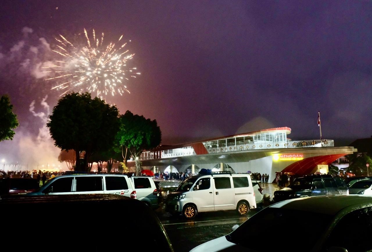 Kapal Mendoan Alun-alun Kebumen Jadi Daya Tarik Wisatawan Nikmati Libur Lebaran